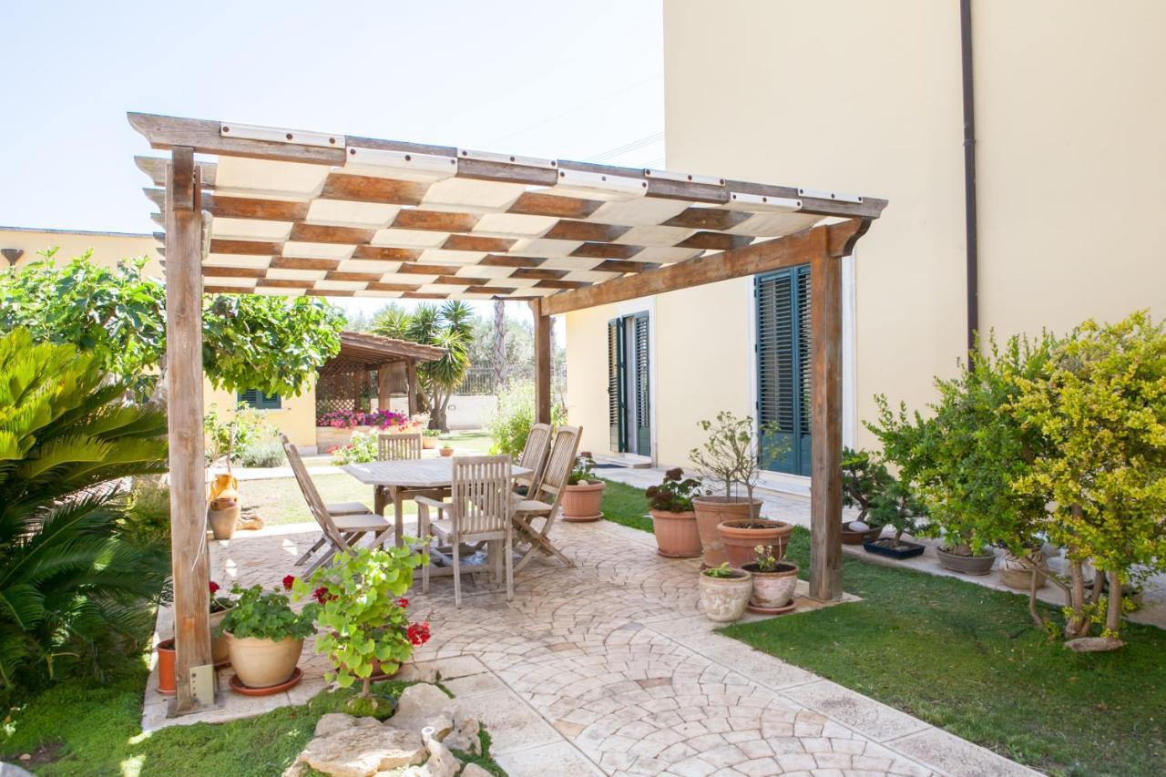 B&B I Tre Ulivi ซาลิเช ซาเลนติโน ภายนอก รูปภาพ