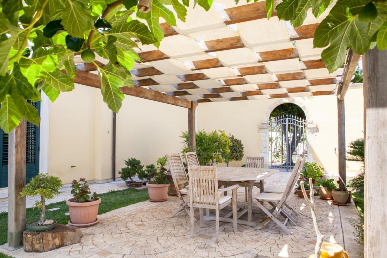 B&B I Tre Ulivi ซาลิเช ซาเลนติโน ภายนอก รูปภาพ